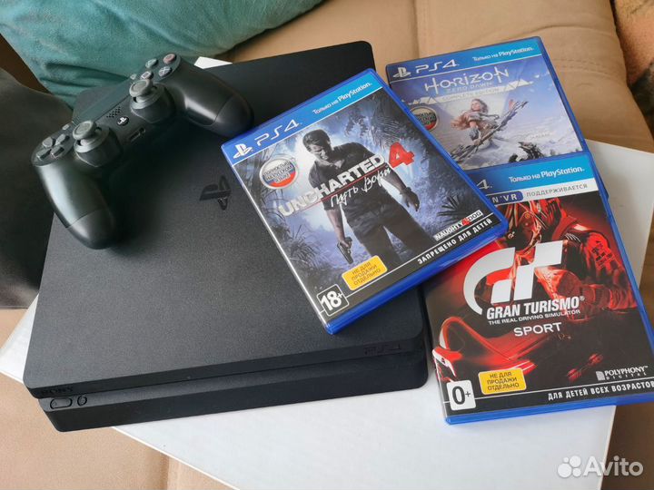 Sony playstation 4 PS4 slim 1tb