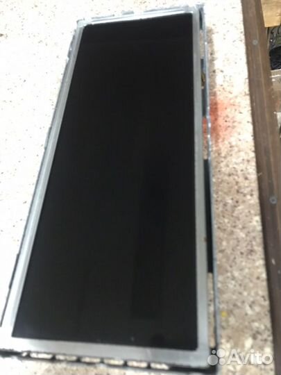 Монитор в панель приборов Мерседес W222 бензин