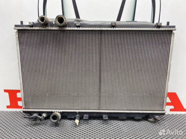 Радиатор охлаждения двигателя Honda Civic FD(4Д)