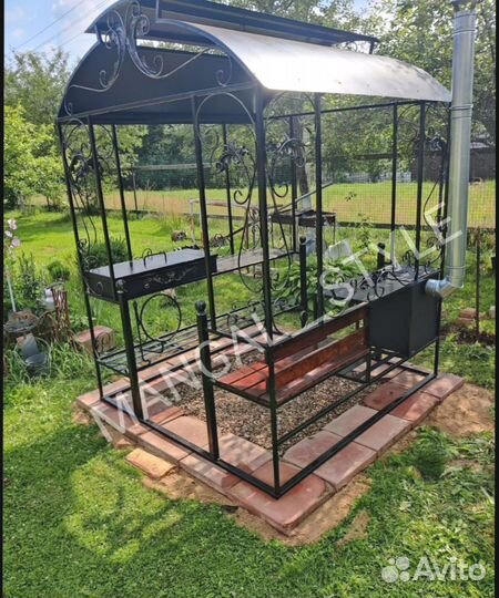 Беседка с мангалом