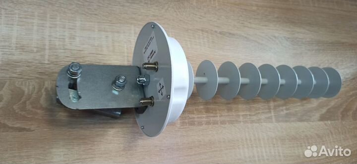 Антенна 4G пушка 17 дБ mimo LTE1800/2600 Креосана