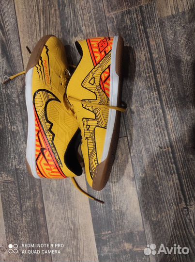 Бутсы футзалки