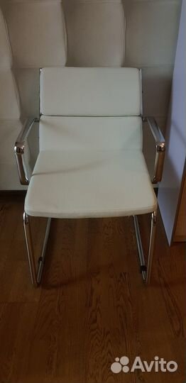 Офисное кресло Unital