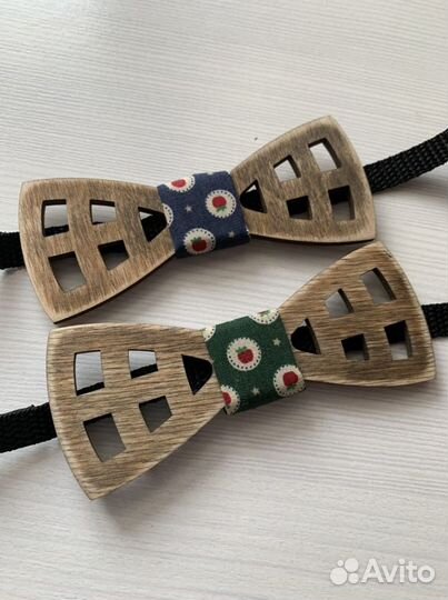 Галстук-бабочка деревянная