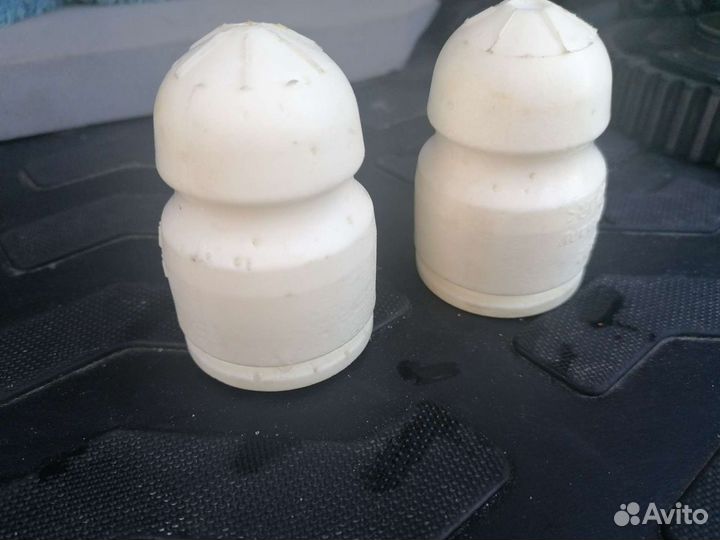 Отбойники заднего амортизатора Volvo XC 70 I