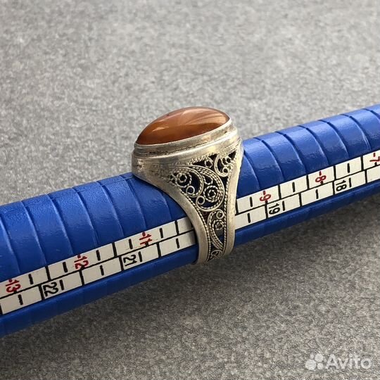 Серебряный перстень с Янтарем. Винтаж