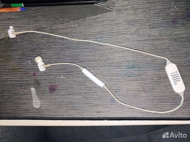 Беспроводные наушники jbl e25bt