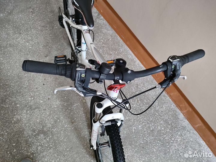 Детский велосипед Rockadile 24 Mongoose