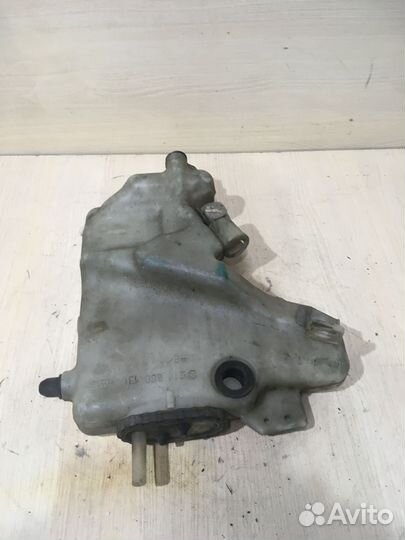 Бачок омывателя Мерседес E211 W211 2118601360