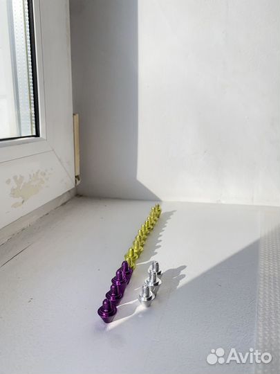 Футбольные шипы для бутсы adidas