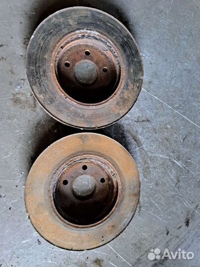 Диск тормозной передний на Jaguar X Type