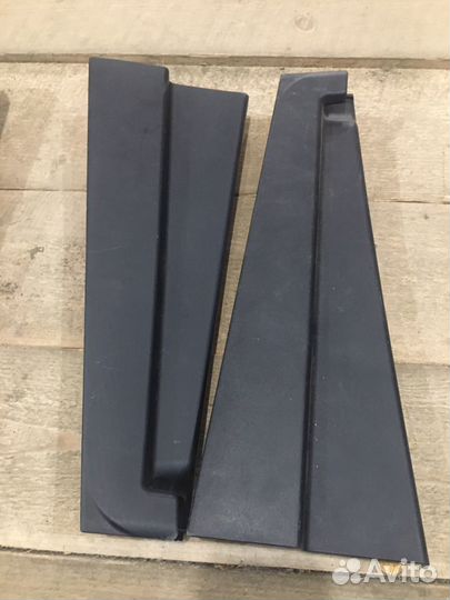 Накладка дверная Toyota Highlander 3