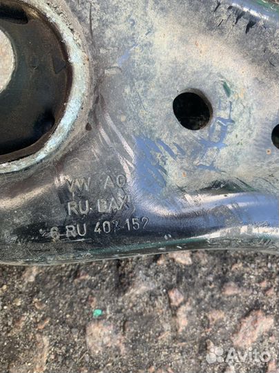 Рычаг передний правый wolkswagen polo