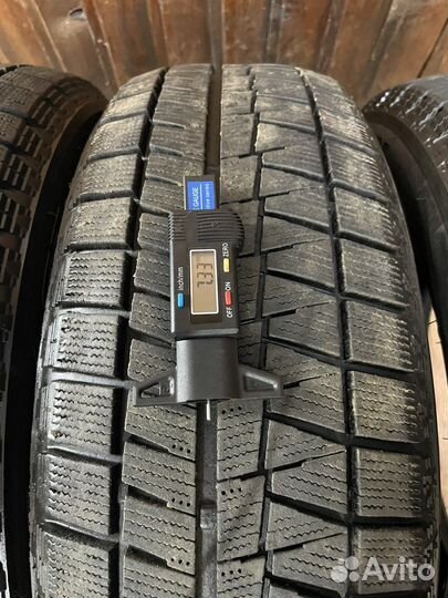 Bridgestone Blizzak Revo GZ 205/60 R16 92S