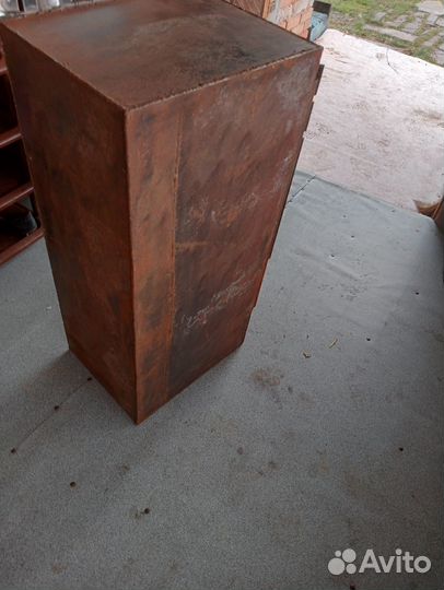 Продам сейф