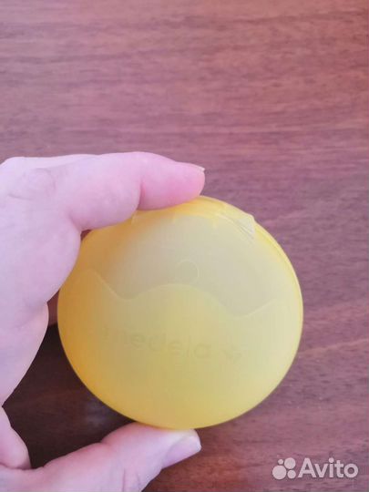 Накладки на грудь medela