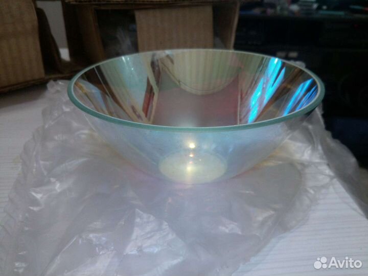 Интерференционный отражатель из кварцевого стекла