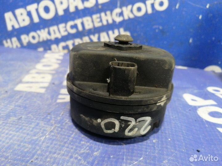 Клаксон Mercedes-Benz W220 седан 2001