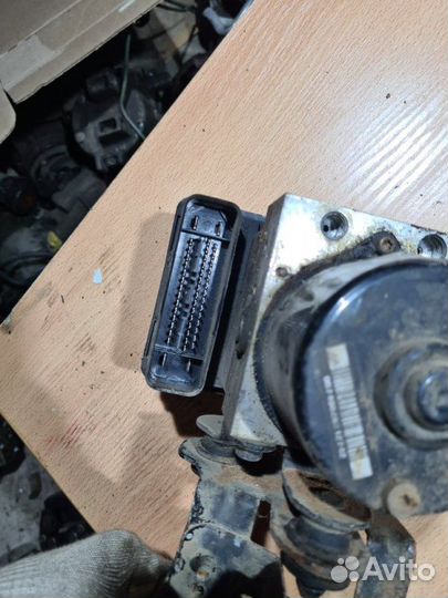 Блок ABS Volkswagen Touran 1 2004