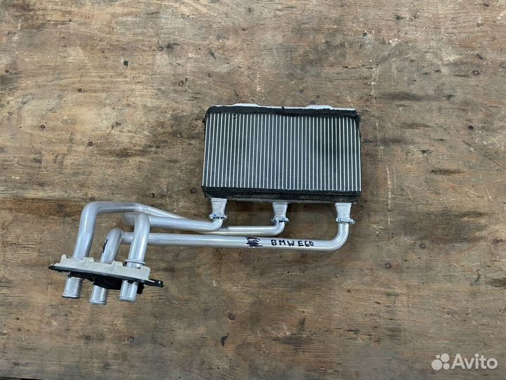 Радиатор отопителя печки BMW 5 E60 E61 E63 E64