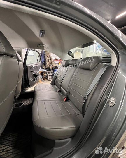 Автомобильные чехлы на Volkswagen Polo (2020+)