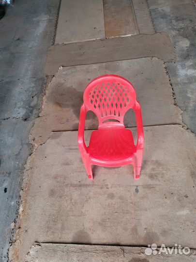 Детский стул