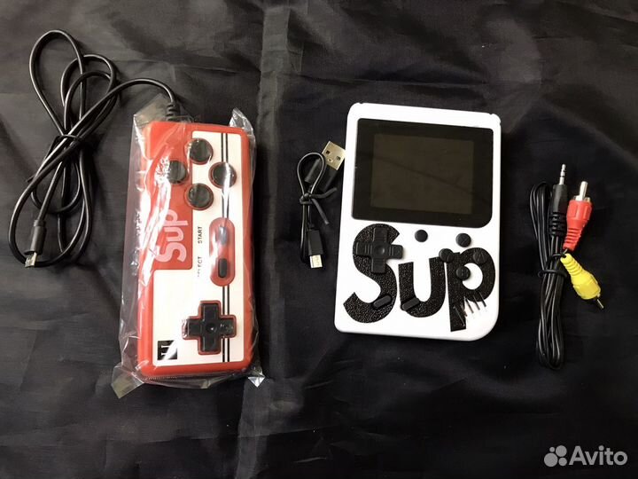 Игровая консоль приставка SUP с джойстиком