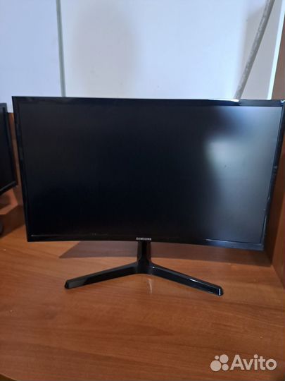 Монитор 23.5 Samsung C24F396FHI Black изогнутый