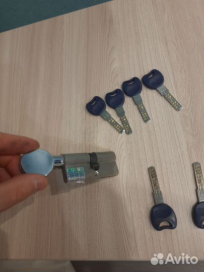 Цилиндр замка, 6 перфоключей (личинка)