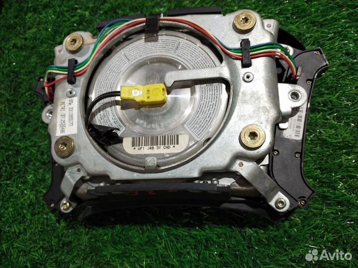 Подушка безопасности водителя Bmw 5 E39