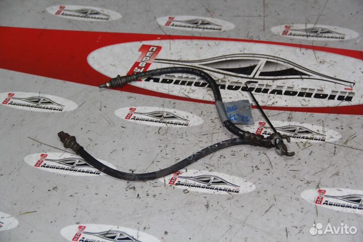 Тормозной шланг перед c Toyota Crown GRS182 3GR-FS