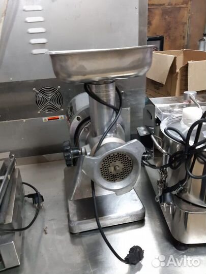 Мясорубка промышленная Apach