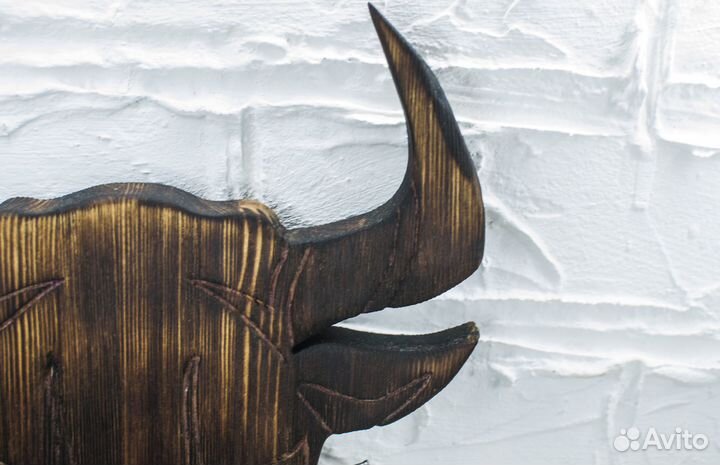 Ключница/вешалка для ключей северный Бык