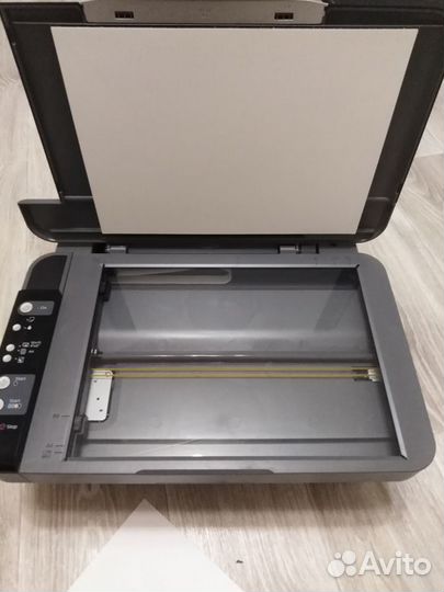 Цветной струйный принтер мфу