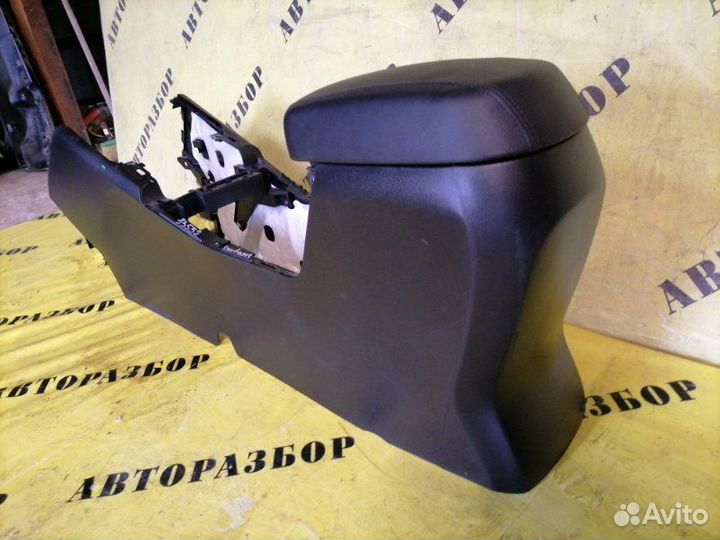 Подлокотник Kia Sportage 3 2010-2015 2.0 G4KD