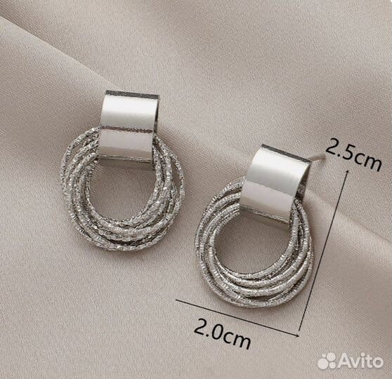 Серьги бижутерия