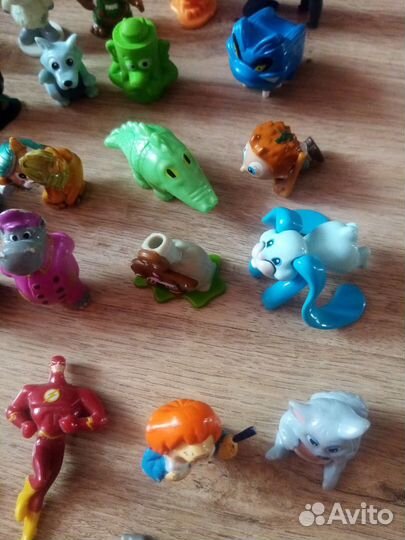 Игрушки из киндер сюрприза пакетом