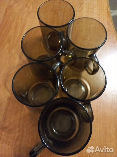 Кружка из тёмного стекла