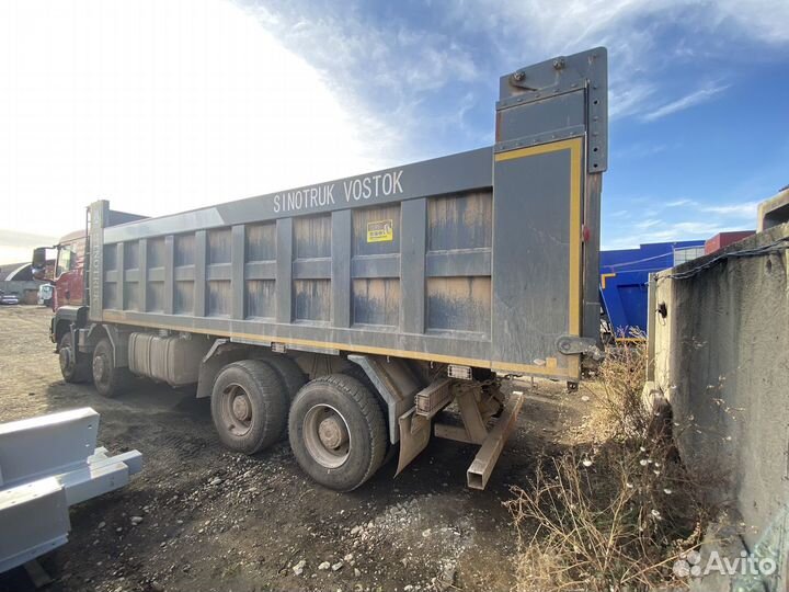 Howo ZZ3317V386GE1, 2022