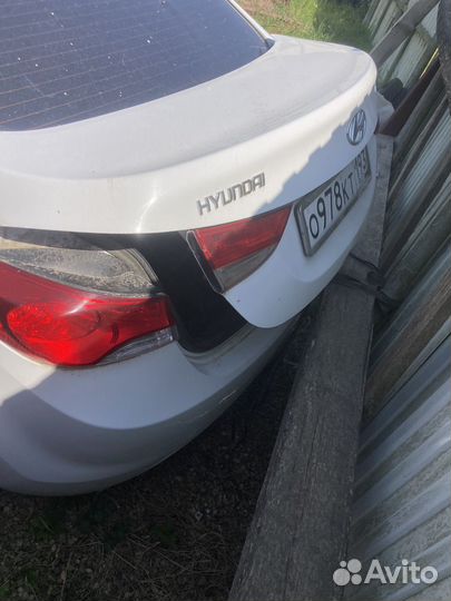 Крыло заднее левое, правое Hyundai элантра 2013 г