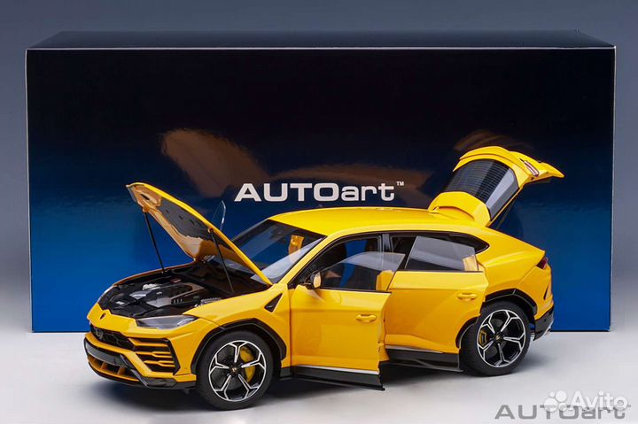 Lamborghini Urus Autoart 1:18