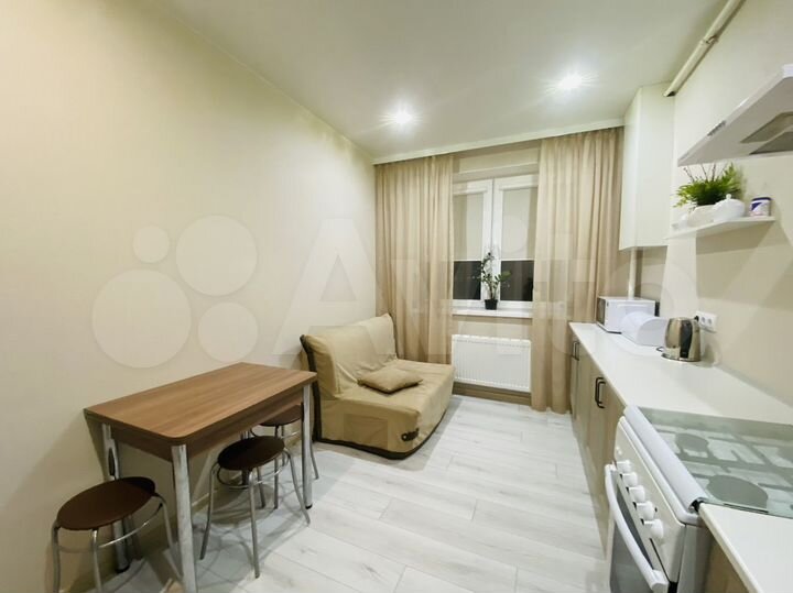 2-к. квартира, 55 м², 3/9 эт.