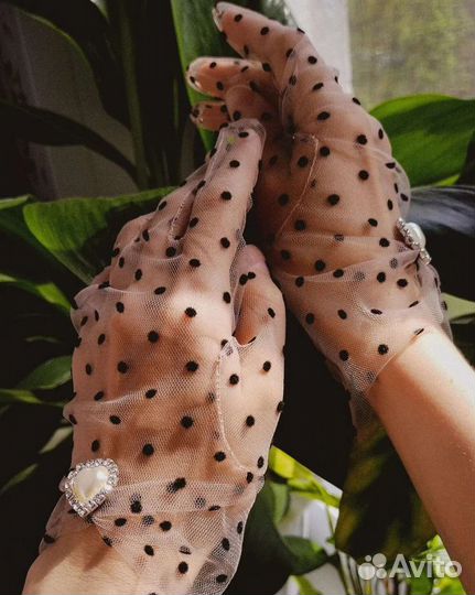 Перчатки из фатина