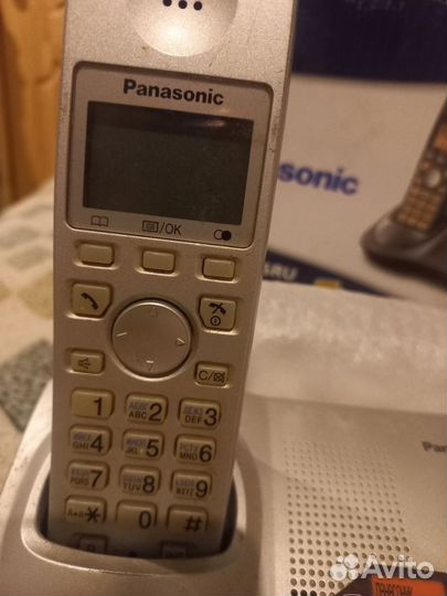 Телефон panasonic