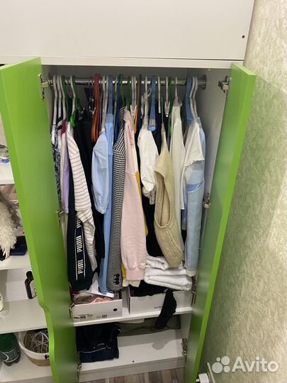 Детская кровать чердак со столом и шкафом