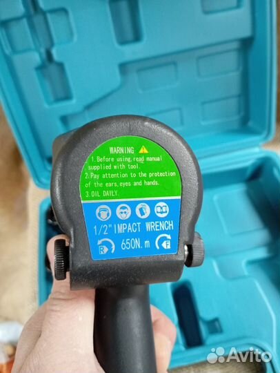 Гайковерт пневматический