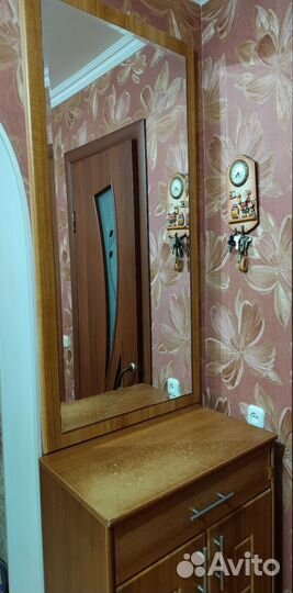 Прихожая с зеркалом