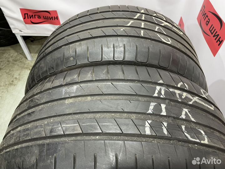 Goodyear EfficientGrip 235/40 R18