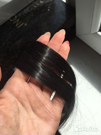 Волосы на заколках