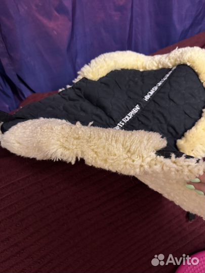 Меховушка для лошади под седло